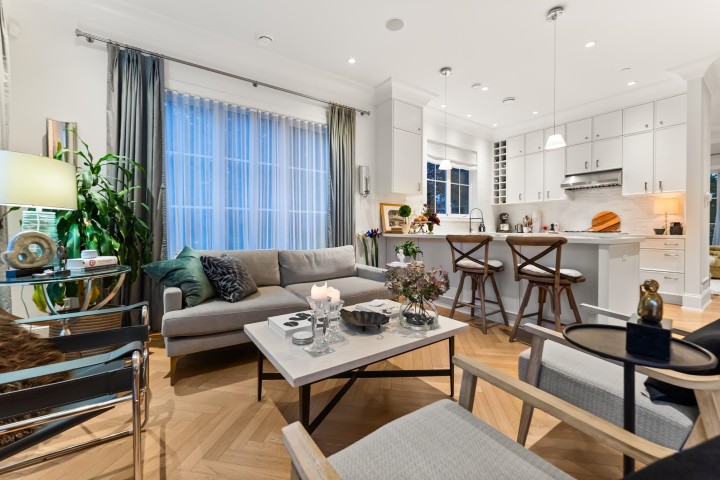 Photo 13 at 98 W 18th Avenue, Cambie, Vancouver West