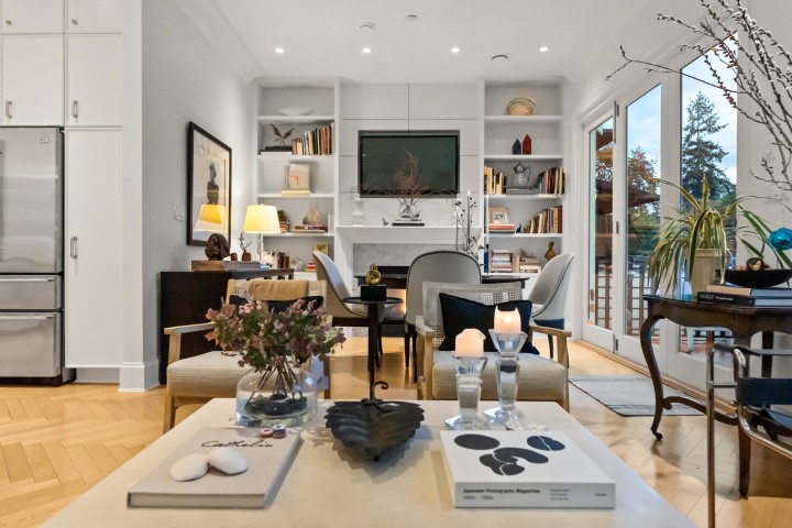 Photo 3 at 98 W 18th Avenue, Cambie, Vancouver West