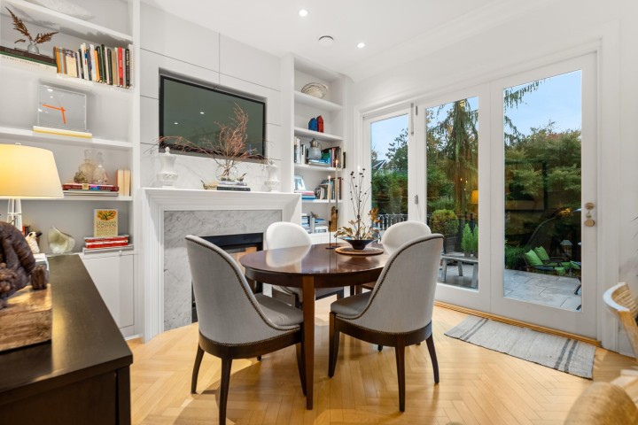 Photo 8 at 98 W 18th Avenue, Cambie, Vancouver West