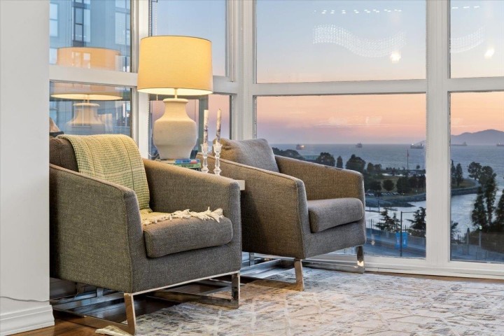 Photo 6 at 1401 - 907 Beach Avenue, Yaletown, Vancouver West