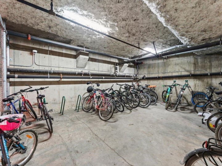 Photo 21 at 205 - 3638 W Broadway, Kitsilano, Vancouver West