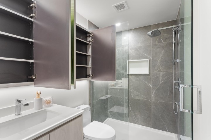 Photo 10 at 206 - 3264 Vanness Avenue, Collingwood VE, Vancouver East