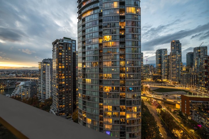 Photo 8 at 2306 - 1438 Richards Street, Yaletown, Vancouver West
