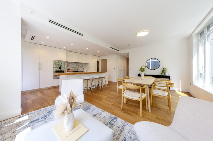 Photo 11 at 206 - 7428 Alberta Street, South Cambie, Vancouver West