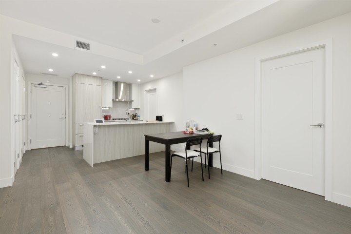 Photo 4 at 205 - 488 W 58th Avenue, South Cambie, Vancouver West