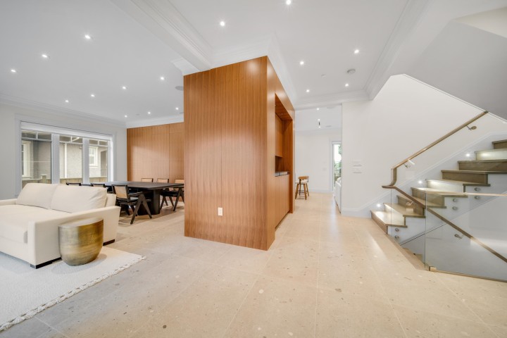 Photo 3 at 4330 Kevin Place, Dunbar, Vancouver West