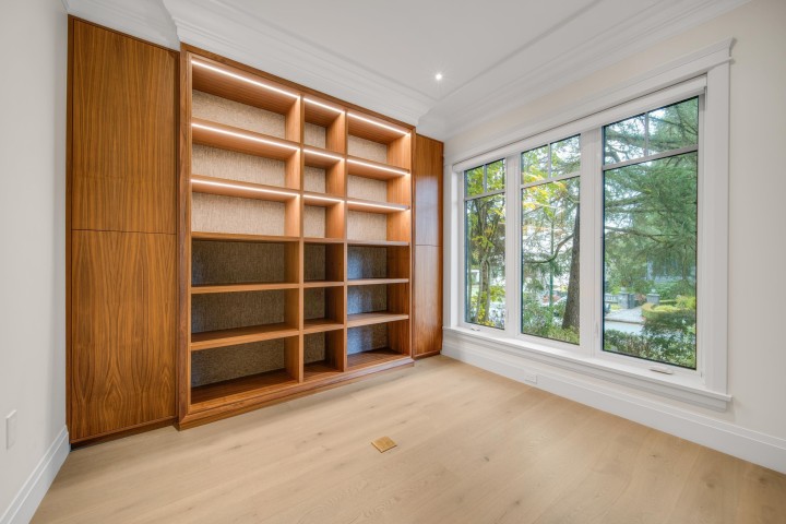 Photo 9 at 4330 Kevin Place, Dunbar, Vancouver West