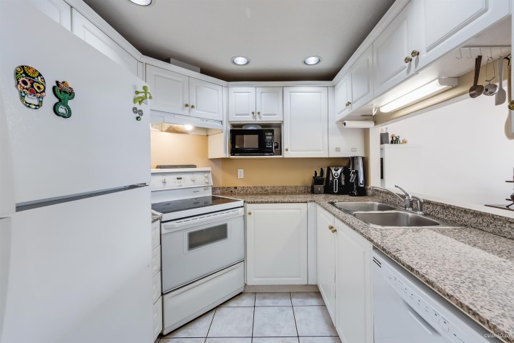 Photo 6 at 104 - 177 W 5th Street, Lower Lonsdale, North Vancouver