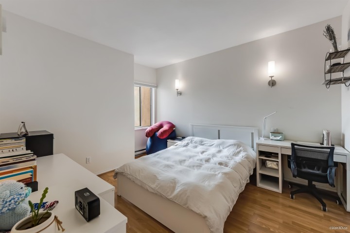 Photo 10 at 104 - 177 W 5th Street, Lower Lonsdale, North Vancouver