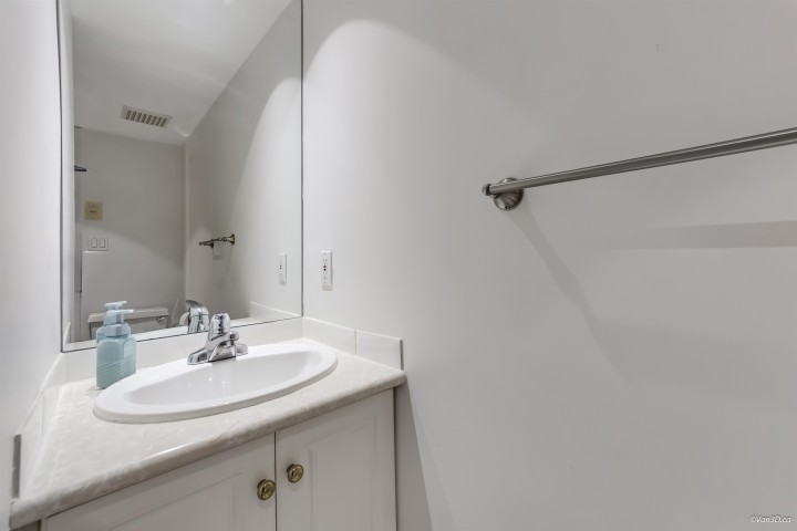 Photo 15 at 104 - 177 W 5th Street, Lower Lonsdale, North Vancouver