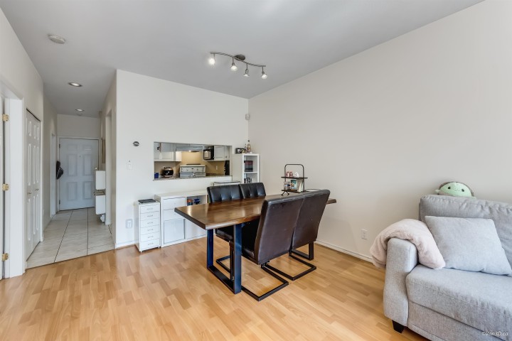 Photo 8 at 104 - 177 W 5th Street, Lower Lonsdale, North Vancouver