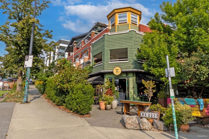 Photo 25 at 104 - 177 W 5th Street, Lower Lonsdale, North Vancouver