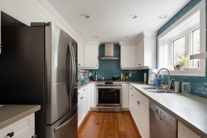 Photo 36 at 529 E 11th Street, Boulevard, North Vancouver