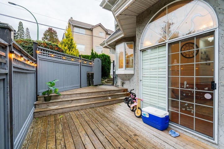 Photo 32 at 109 - 216 E 6th Street, Lower Lonsdale, North Vancouver