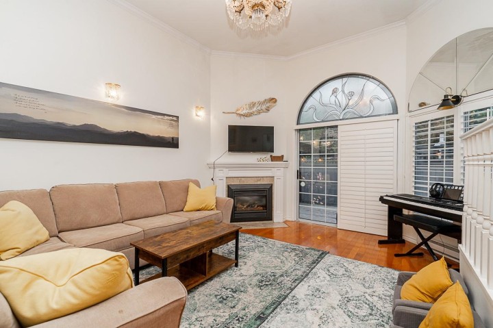 Photo 1 at 109 - 216 E 6th Street, Lower Lonsdale, North Vancouver