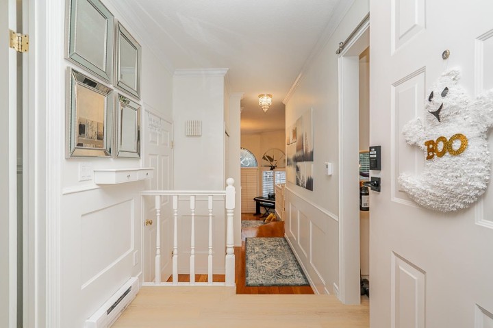 Photo 5 at 109 - 216 E 6th Street, Lower Lonsdale, North Vancouver