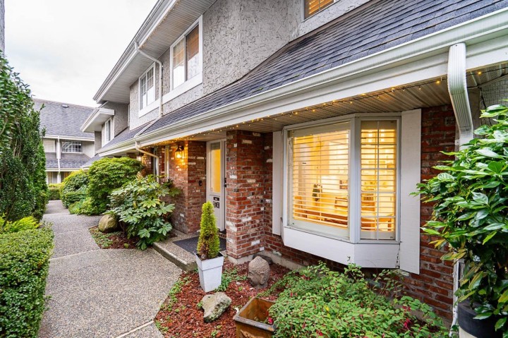 Photo 34 at 109 - 216 E 6th Street, Lower Lonsdale, North Vancouver