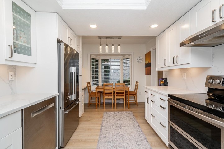 Photo 11 at 109 - 216 E 6th Street, Lower Lonsdale, North Vancouver