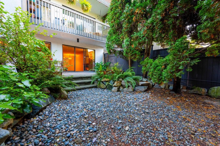 Photo 17 at 117 - 265 E 15th Avenue, Mount Pleasant VE, Vancouver East