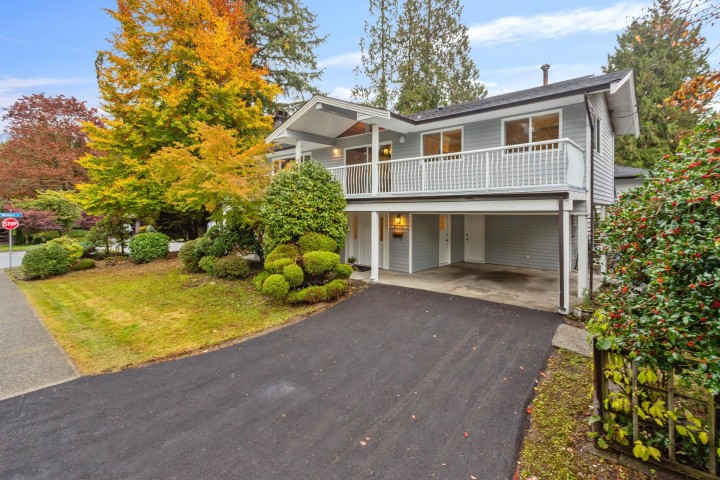 Photo 1 at 3288 Hoskins Road, Lynn Valley, North Vancouver