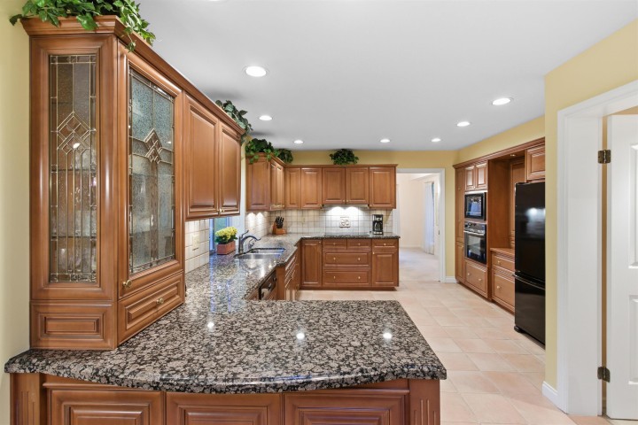 Photo 6 at 6960 Odlum Court, Whytecliff, West Vancouver