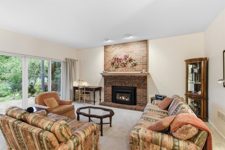 Photo 3 at 6960 Odlum Court, Whytecliff, West Vancouver