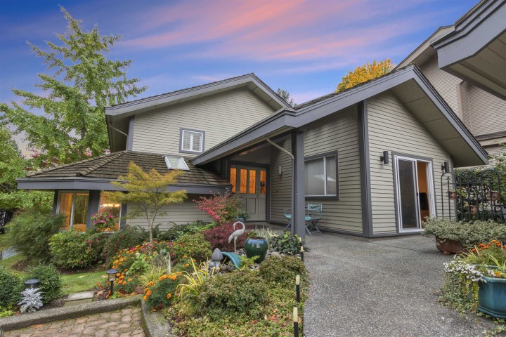 Photo 1 at 6960 Odlum Court, Whytecliff, West Vancouver