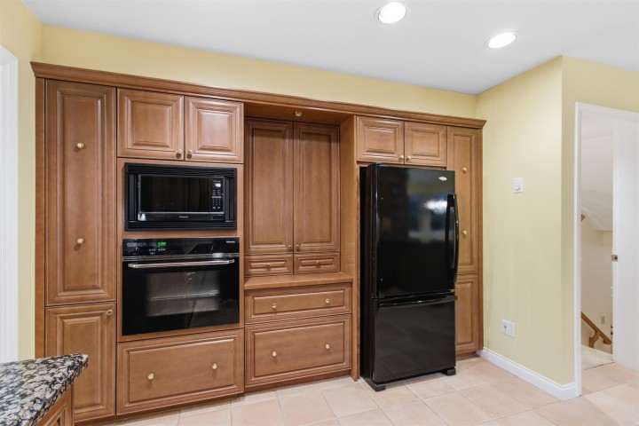 Photo 10 at 6960 Odlum Court, Whytecliff, West Vancouver