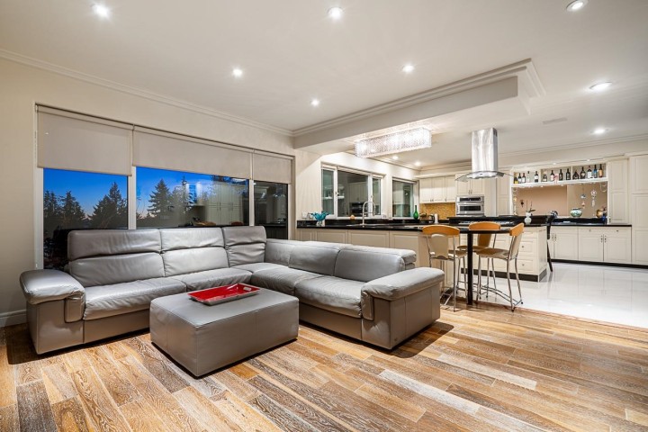 Photo 18 at 1562 Pinecrest Drive, Canterbury WV, West Vancouver