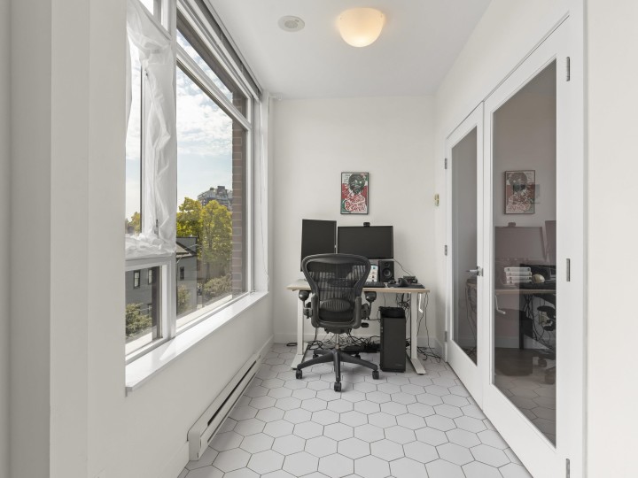 Photo 7 at 507 - 2321 Scotia Street, Mount Pleasant VE, Vancouver East