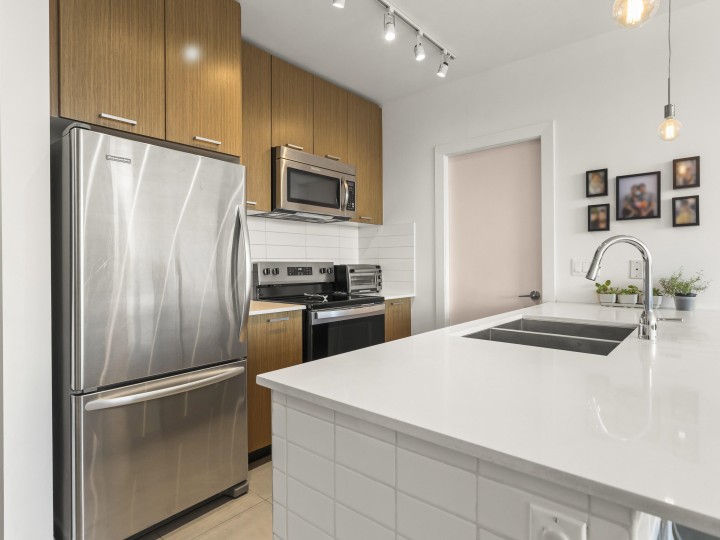 Photo 14 at 507 - 2321 Scotia Street, Mount Pleasant VE, Vancouver East