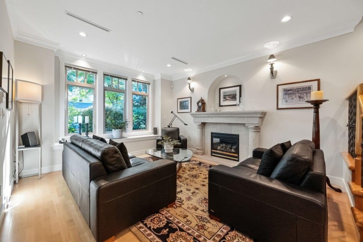 Photo 3 at 6677 Laburnum Street, Kerrisdale, Vancouver West