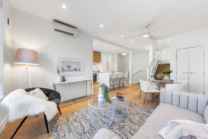 Photo 13 at 2431 W Broadway Street, Kitsilano, Vancouver West