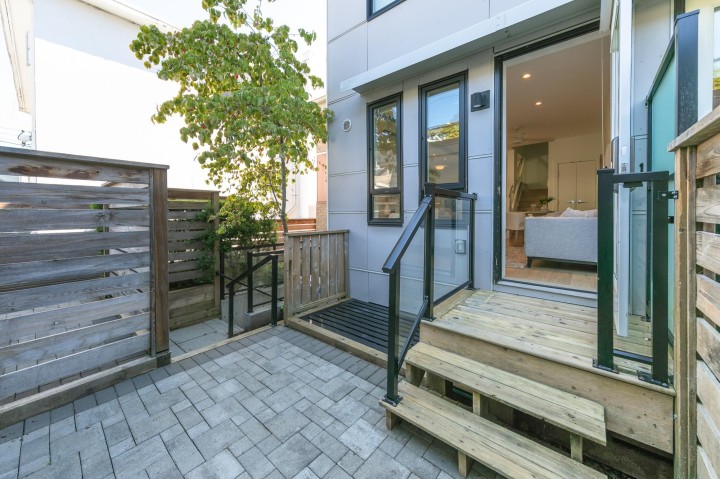 Photo 16 at 2431 W Broadway Street, Kitsilano, Vancouver West