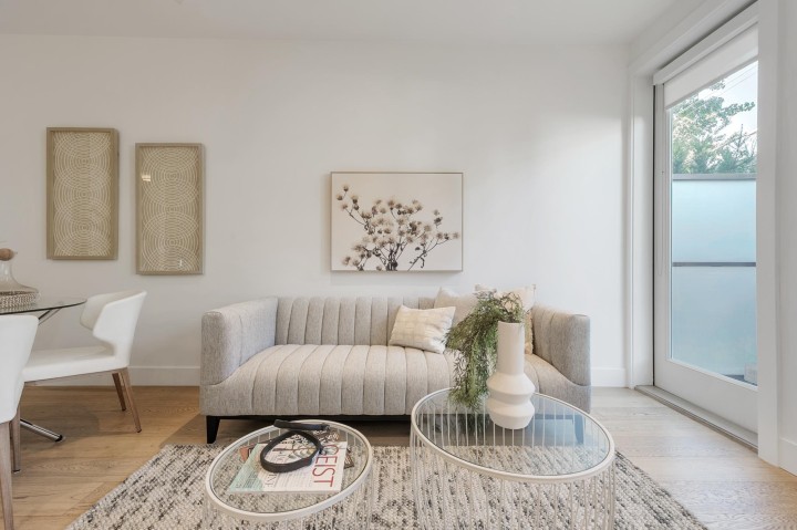 Photo 12 at 2431 W Broadway Street, Kitsilano, Vancouver West