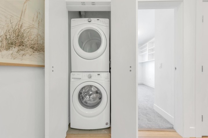 Photo 22 at 2431 W Broadway Street, Kitsilano, Vancouver West