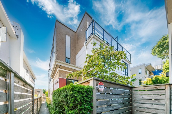 Photo 38 at 2431 W Broadway Street, Kitsilano, Vancouver West