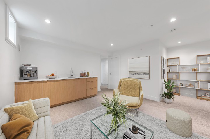 Photo 33 at 2431 W Broadway Street, Kitsilano, Vancouver West