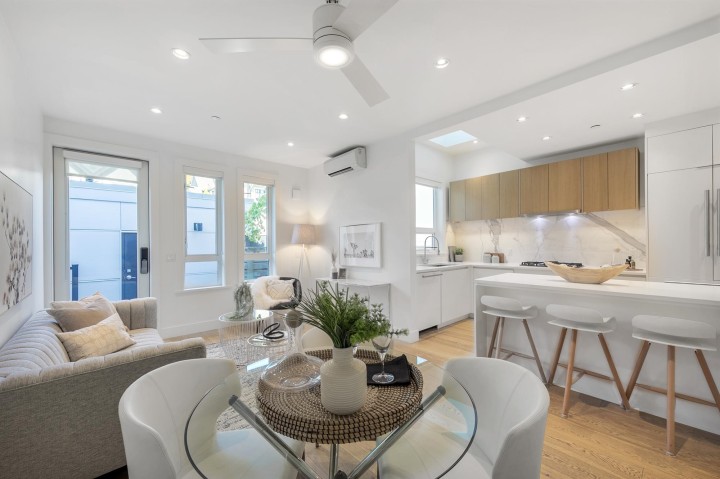 Photo 15 at 2431 W Broadway Street, Kitsilano, Vancouver West