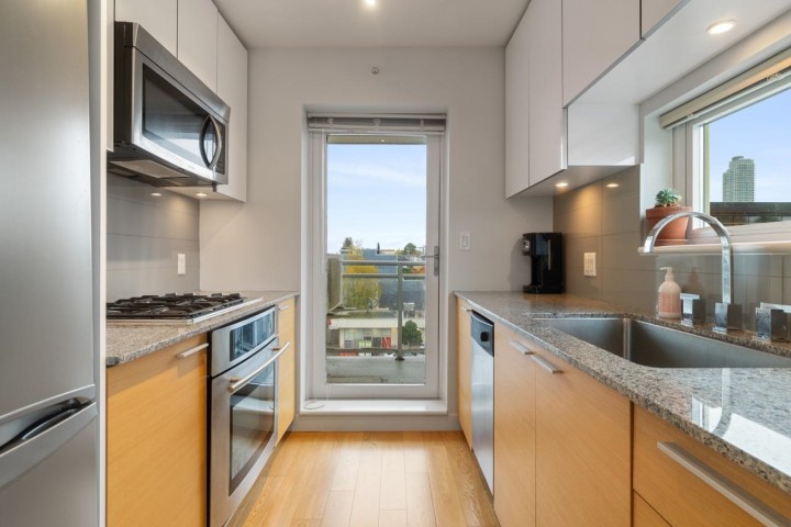 Photo 6 at 507 - 1808 W 3rd Avenue, Kitsilano, Vancouver West