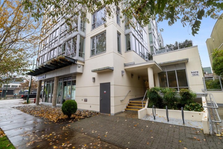 Photo 16 at 507 - 1808 W 3rd Avenue, Kitsilano, Vancouver West