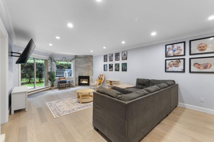 Photo 2 at 102 - 1500 Ostler Court, Indian River, North Vancouver