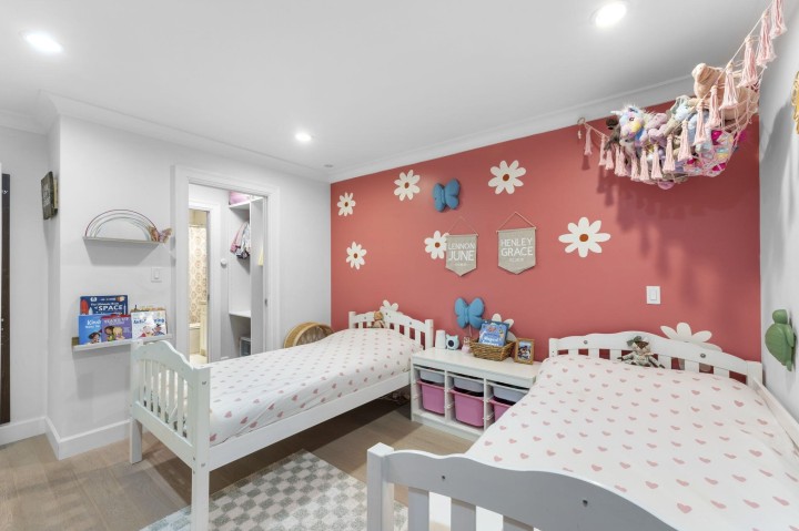 Photo 22 at 102 - 1500 Ostler Court, Indian River, North Vancouver