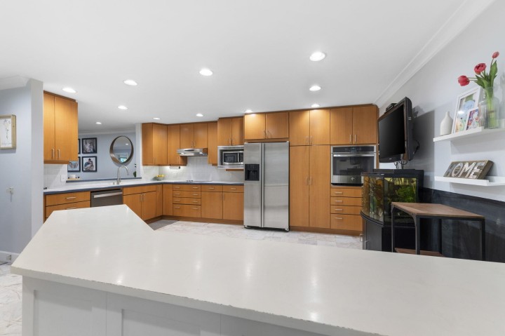 Photo 10 at 102 - 1500 Ostler Court, Indian River, North Vancouver