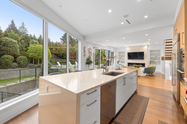 Photo 12 at 4291 W 29th Avenue, Dunbar, Vancouver West