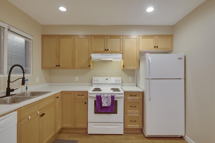 Photo 17 at 3380 Marquette Crescent, Champlain Heights, Vancouver East