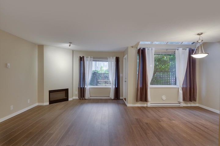 Photo 7 at 3380 Marquette Crescent, Champlain Heights, Vancouver East