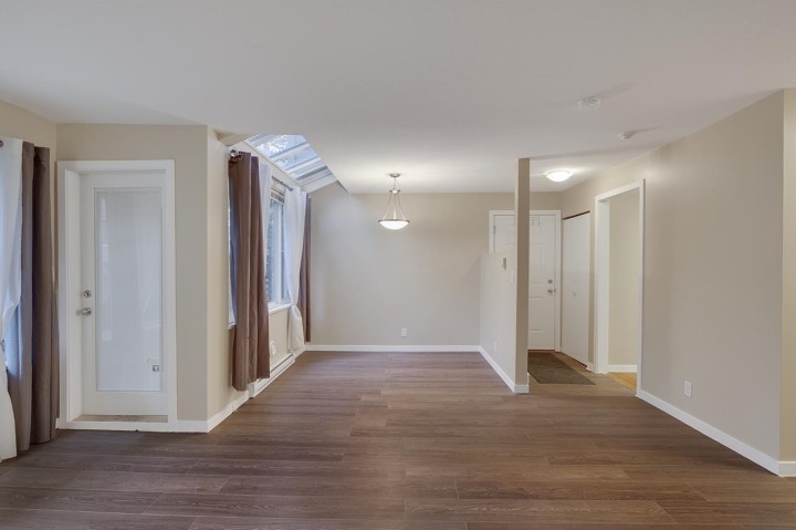 Photo 11 at 3380 Marquette Crescent, Champlain Heights, Vancouver East