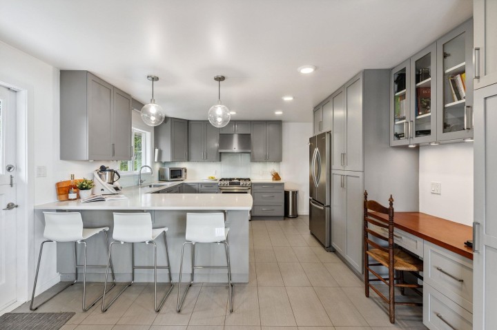 Photo 4 at 4375 Woodcrest Road, Cypress Park Estates, West Vancouver