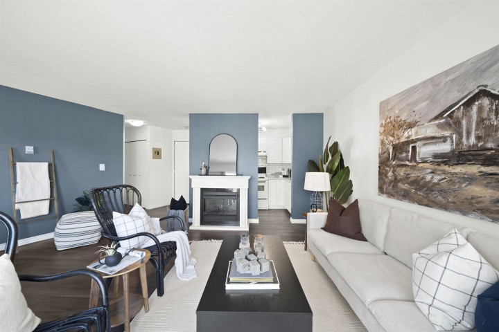 Photo 2 at 203 - 2244 Mcgill Street, Hastings, Vancouver East